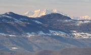 34 Il Monte Tesoro. Sullo sfondo il Monte Rosa...